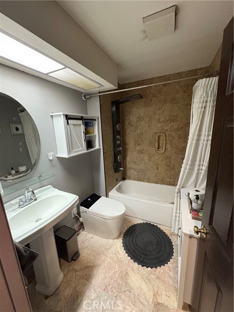 MLS #SR25184896 image #1