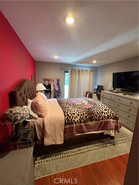 MLS #SR25184896 image #3