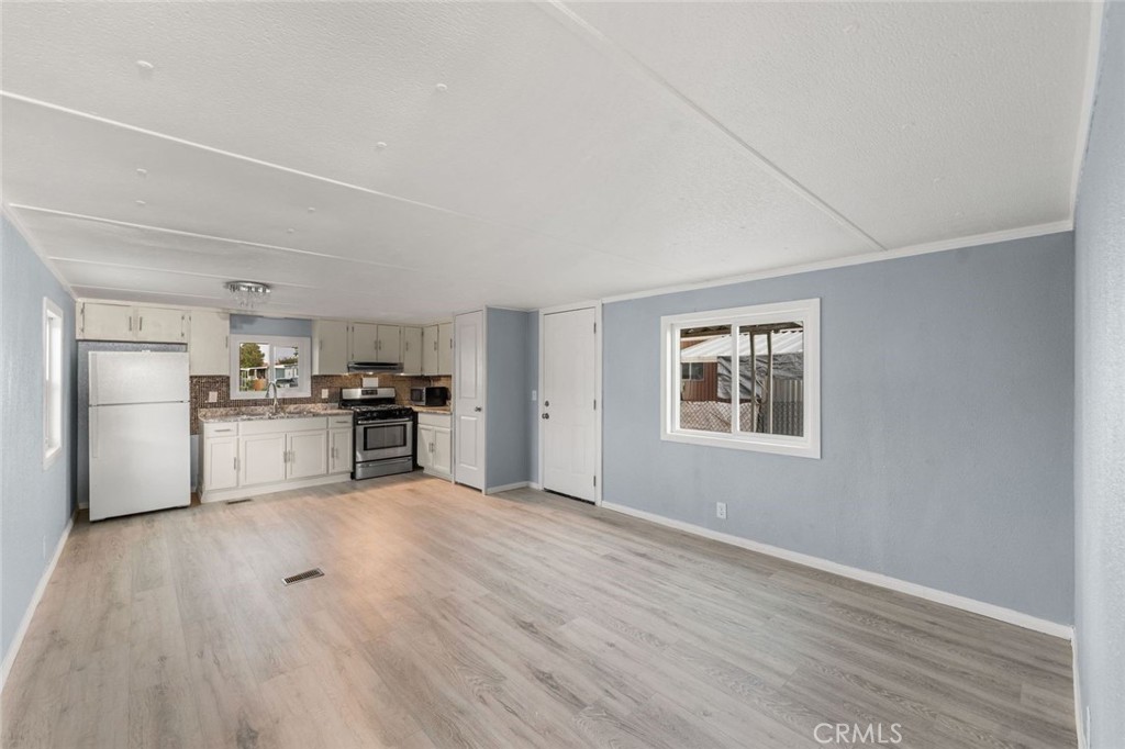 MLS #SR25184909 image #7