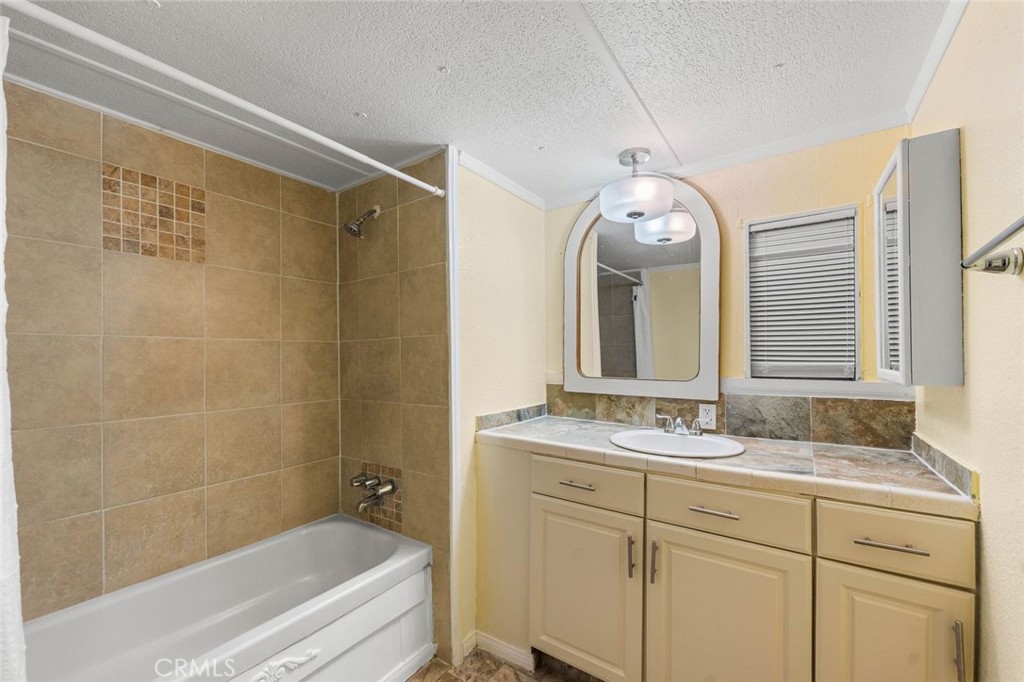 MLS #SR25184909 image #8