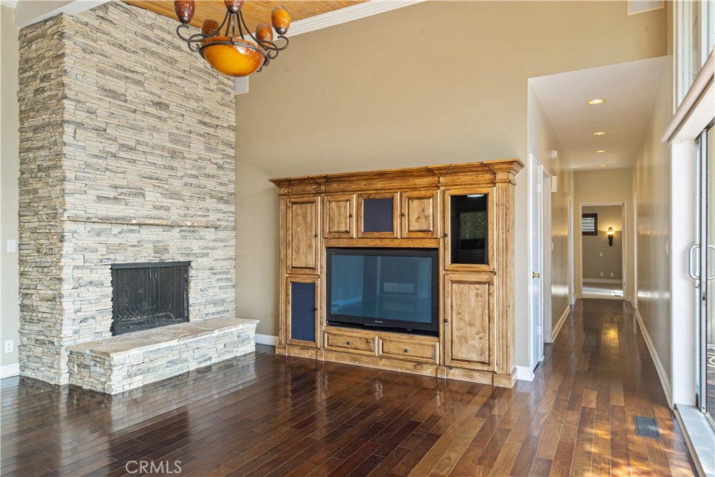 MLS #SR25185231 image #3