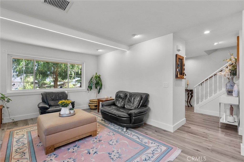 MLS #SR25185843 image #11