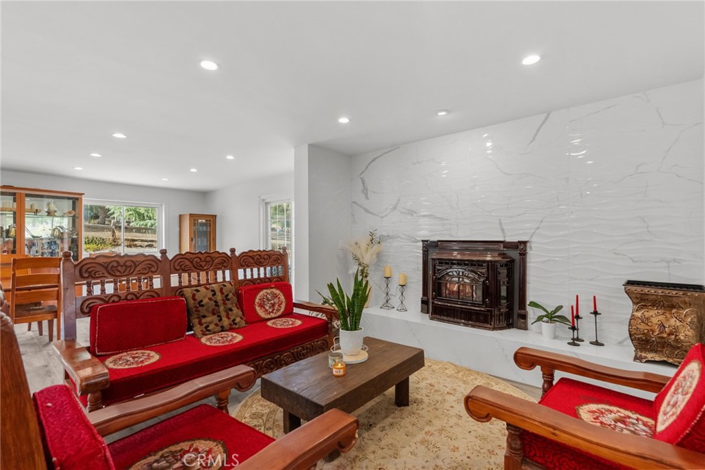 MLS #SR25185843 image #14