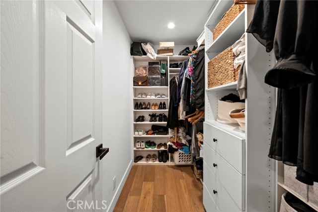 MLS #SR25186567 image #10