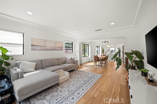 MLS #SR25186567 image #16