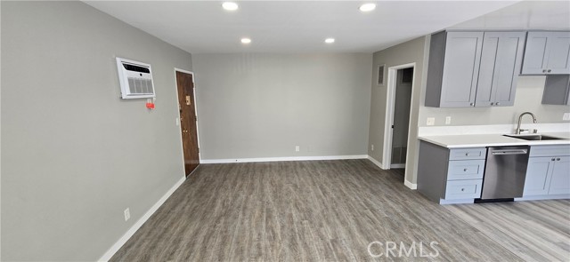 MLS #SR25186601 image #2