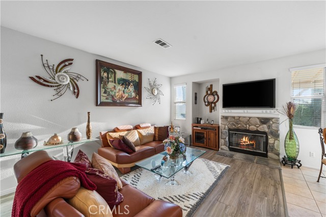 MLS #SR25186639 image #10