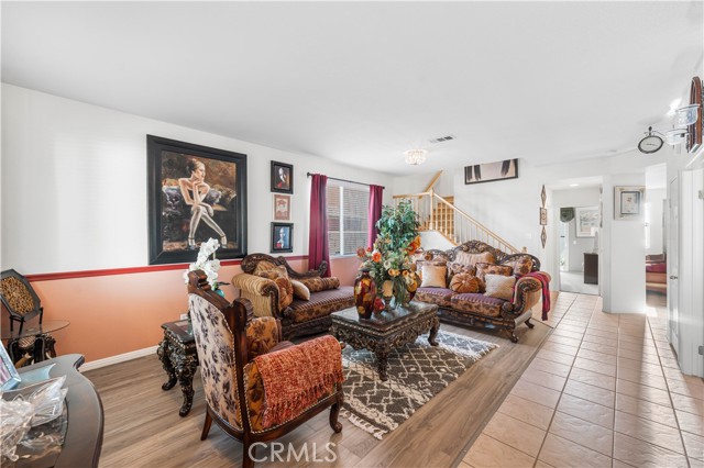 MLS #SR25186639 image #3