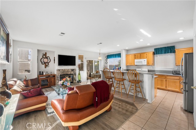MLS #SR25186639 image #8