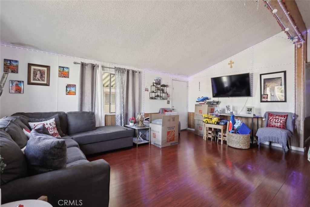 MLS #SR25186936 image #2