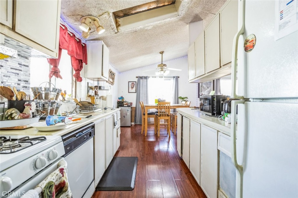 MLS #SR25186936 image #9