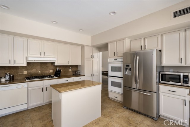 MLS #SR25187063 image #4