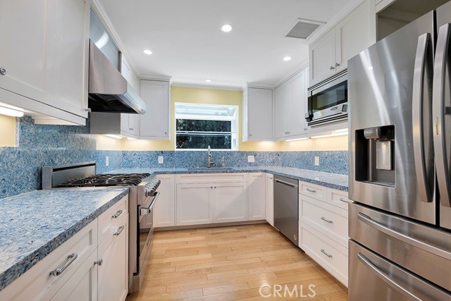 MLS #SR25187116 image #24