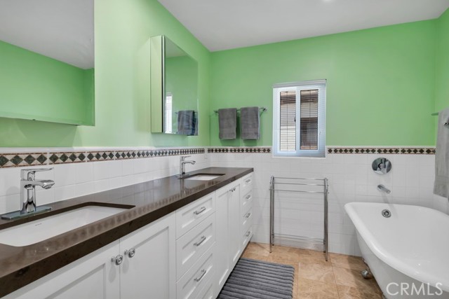 MLS #SR25187116 image #27