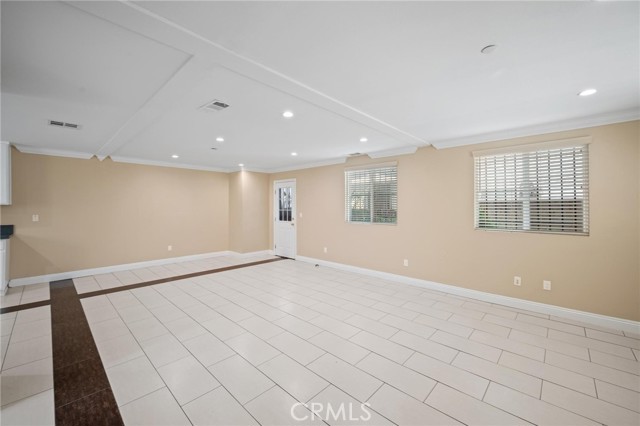 MLS #SR25187192 image #1