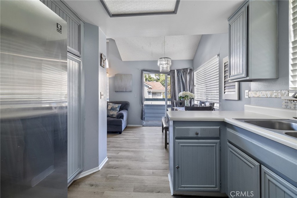 MLS #SR25187359 image #12