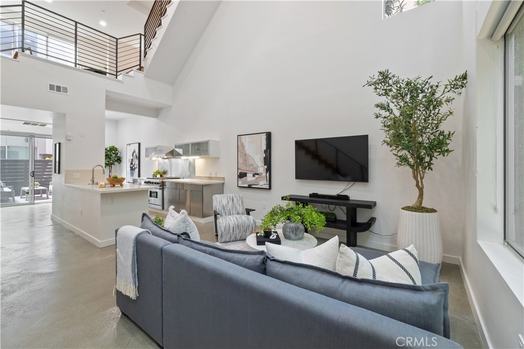 MLS #SR25187526 image #5