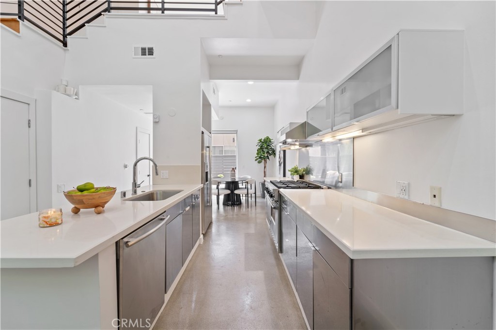 MLS #SR25187526 image #6