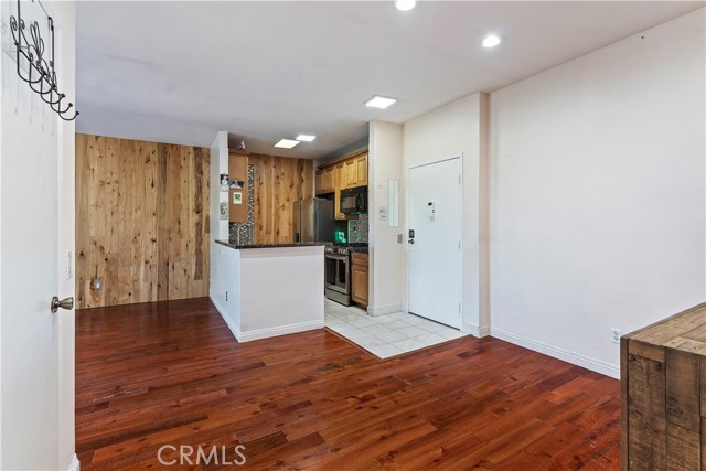 MLS #SR25187835 image #2