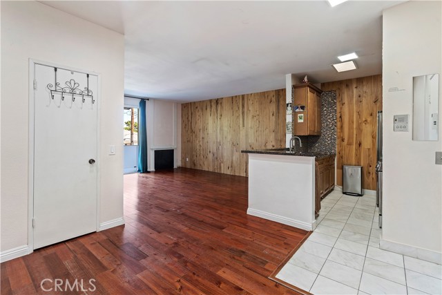 MLS #SR25187835 image #9