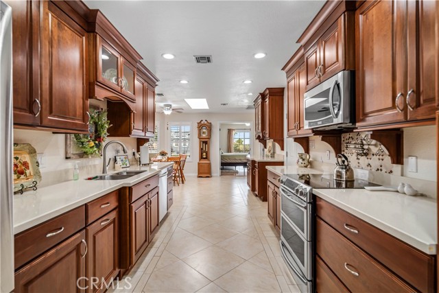 MLS #SR25187924 image #16