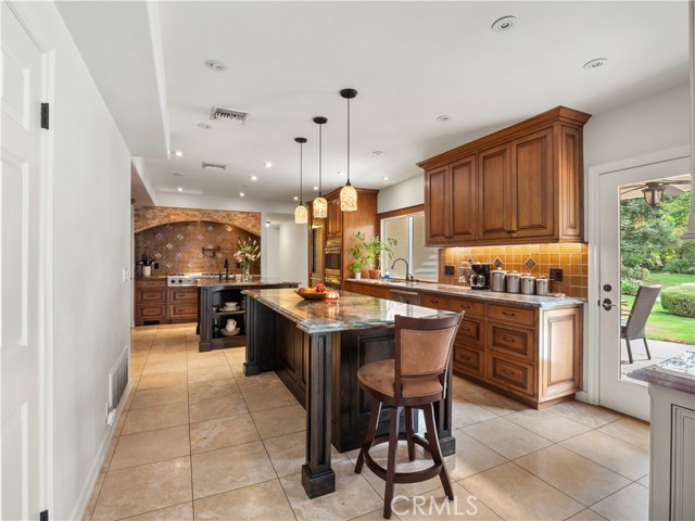 MLS #SR25187971 image #14