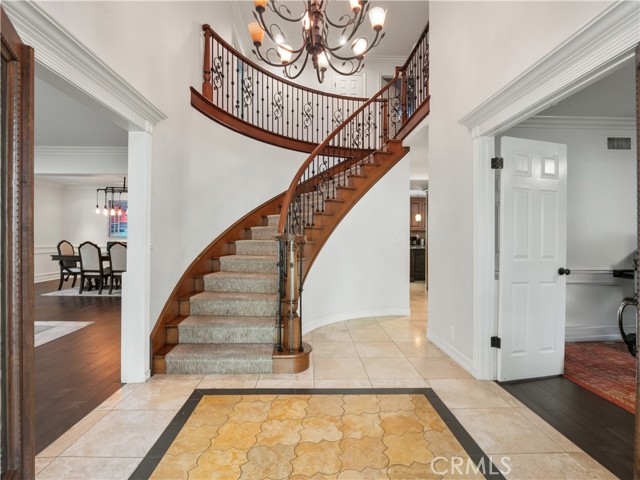 MLS #SR25187971 image #6