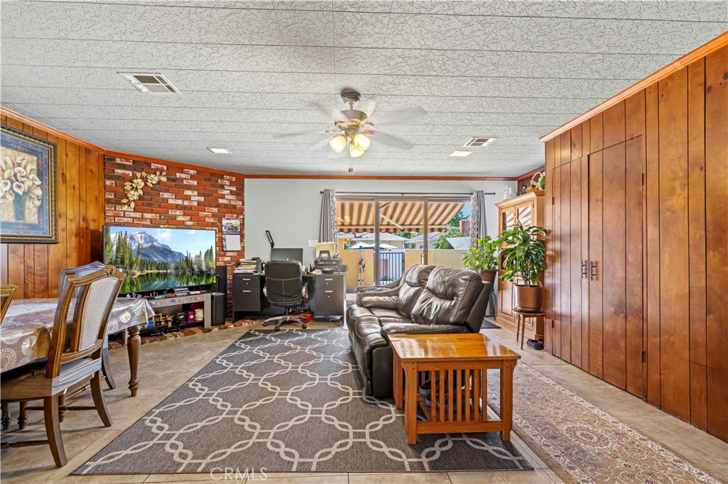 MLS #SR25188102 image #12