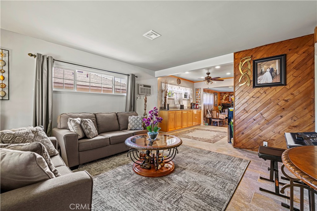 MLS #SR25188102 image #4