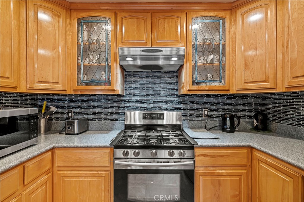 MLS #SR25188102 image #6