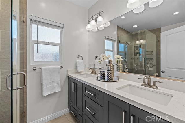 MLS #SR25188275 image #10