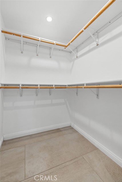 MLS #SR25188275 image #9