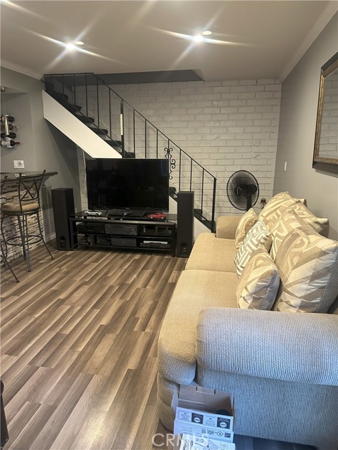 MLS #SR25188301 image #3