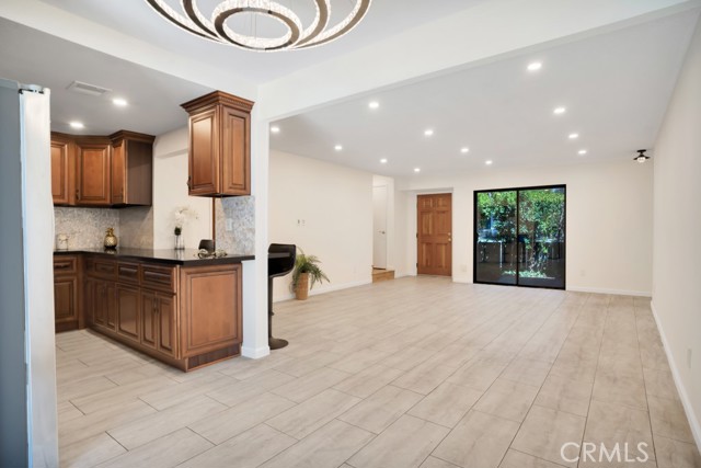 MLS #SR25188469 image #9