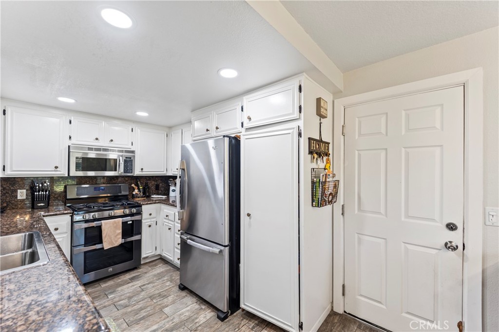 MLS #SR25188488 image #8