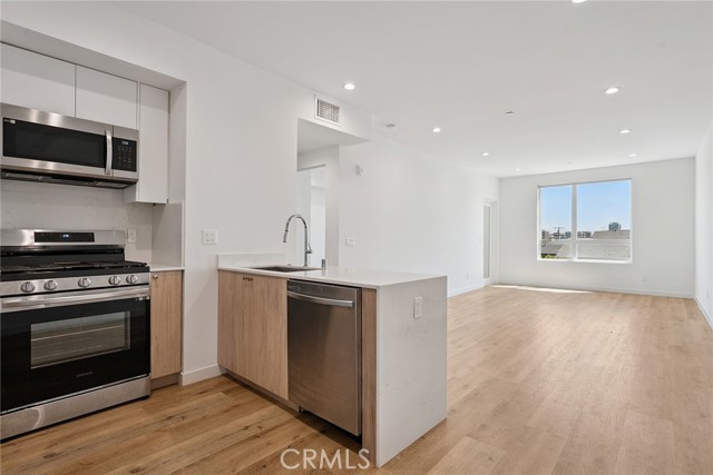 MLS #SR25188533 image #6