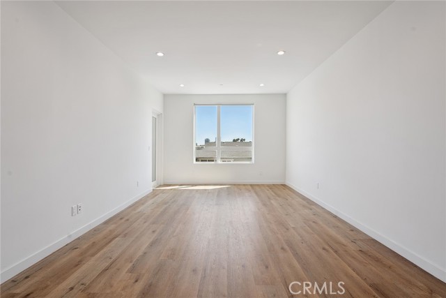 MLS #SR25188533 image #9