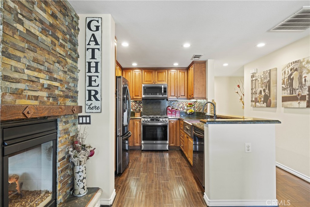 MLS #SR25188887 image #4