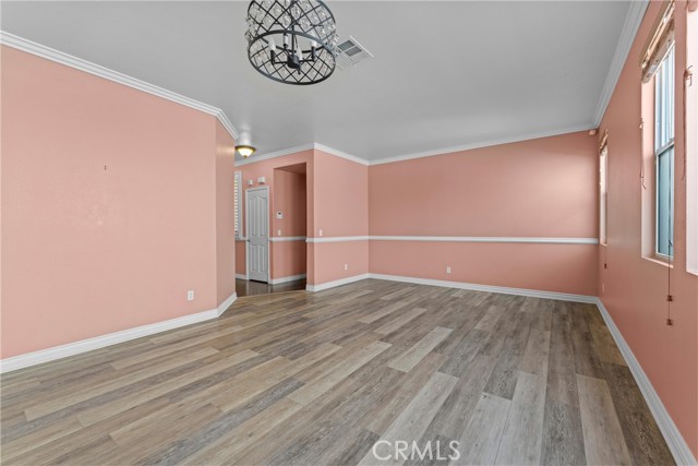 MLS #SR25188991 image #8