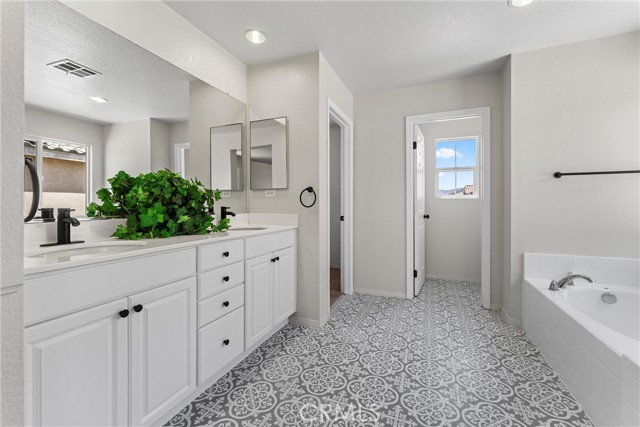 MLS #SR25189082 image #15