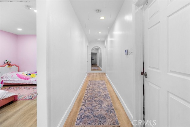 MLS #SR25189122 image #9