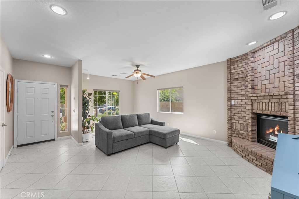 MLS #SR25189127 image #7