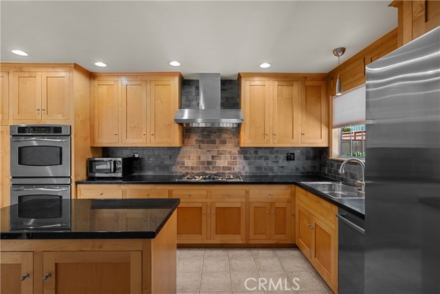 MLS #SR25189192 image #11