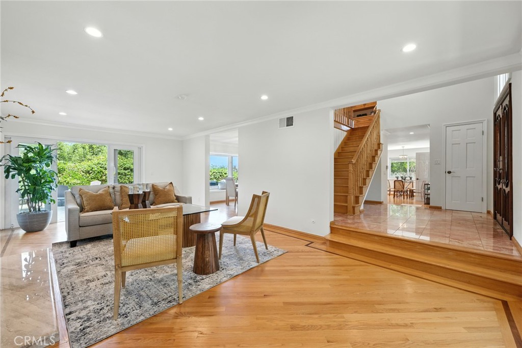 MLS #SR25189434 image #3