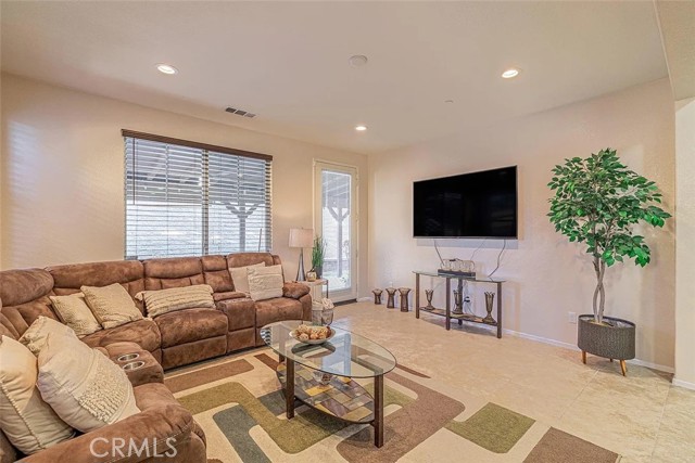 MLS #SR25189439 image #11