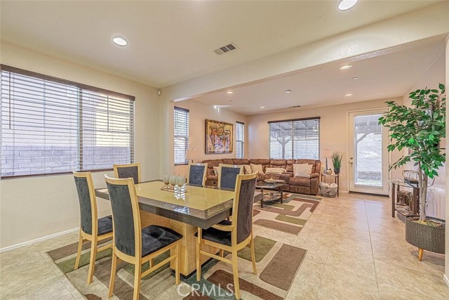 MLS #SR25189439 image #9