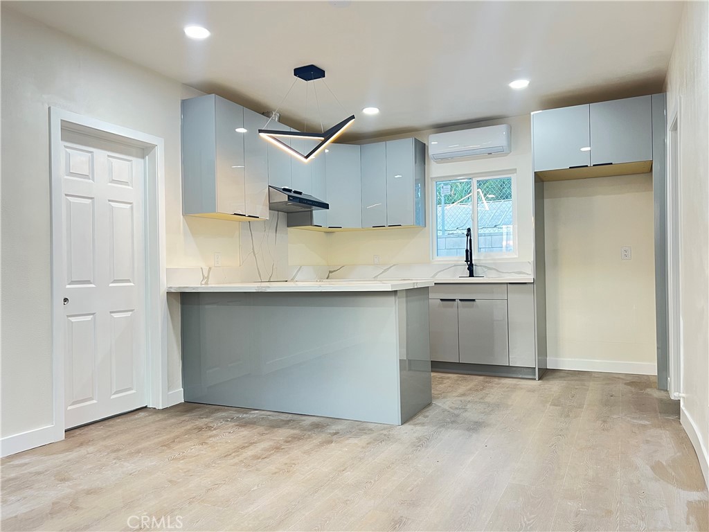 MLS #SR25189539 image #5