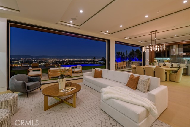 MLS #SR25190550 image #8