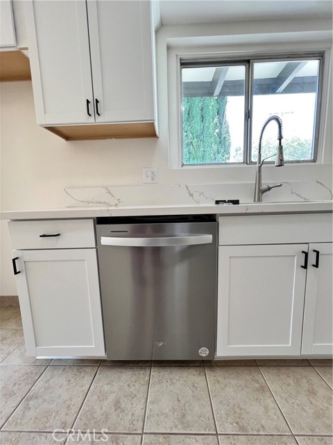 MLS #SR25190586 image #13