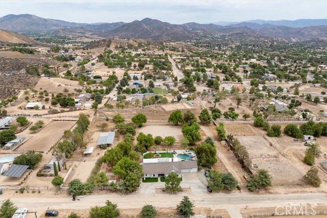 MLS #SR25191045 image #9